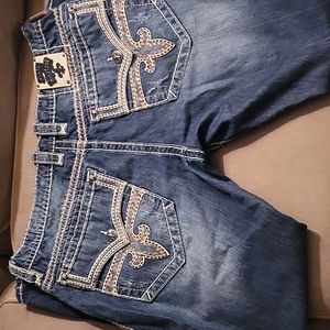NWOT Rock Revival straight legged denim jeans 40